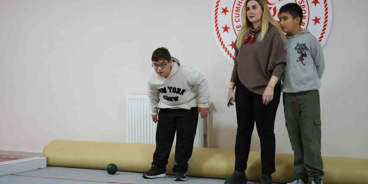 Muğla’da özel sporcular Bocce Turnuvası’nda sahaya çıktı