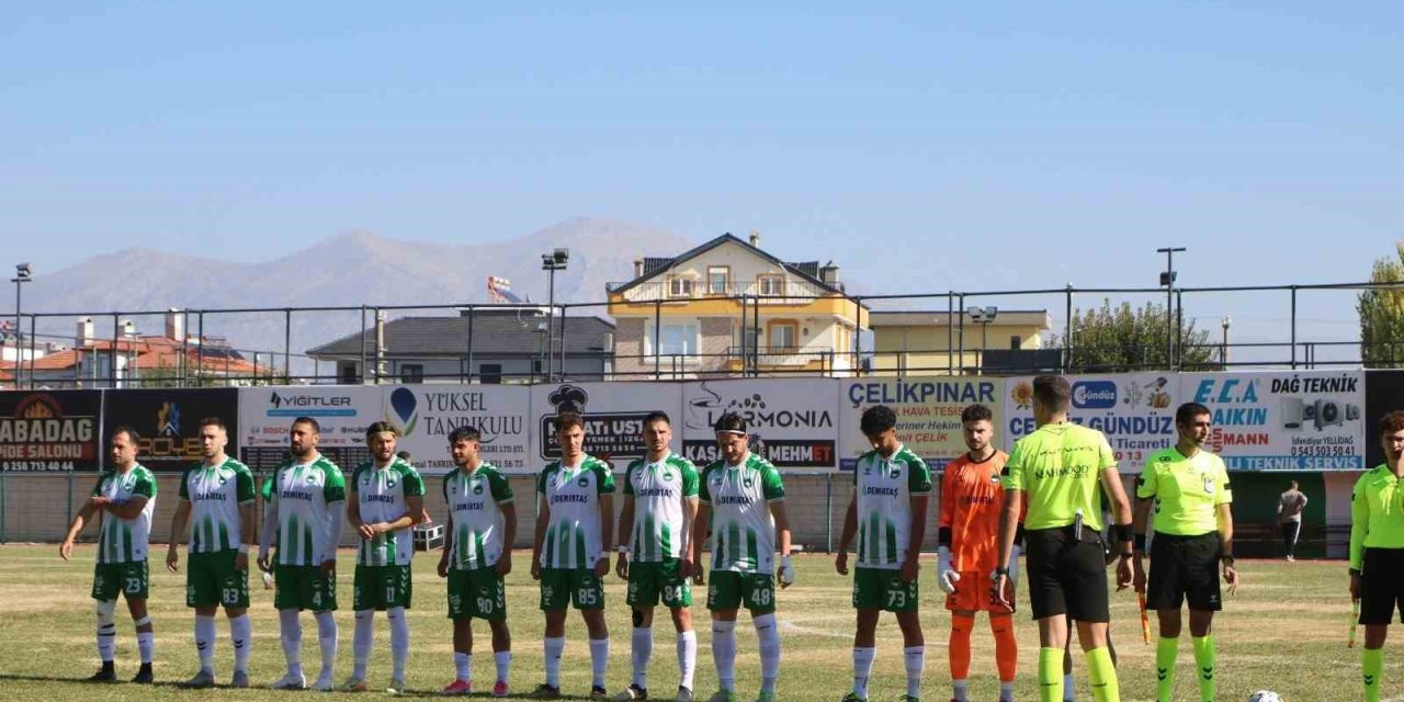 Yeşil Çivril Belediyespor, Çakırköyspor maçı hazırlıklarına başladı
