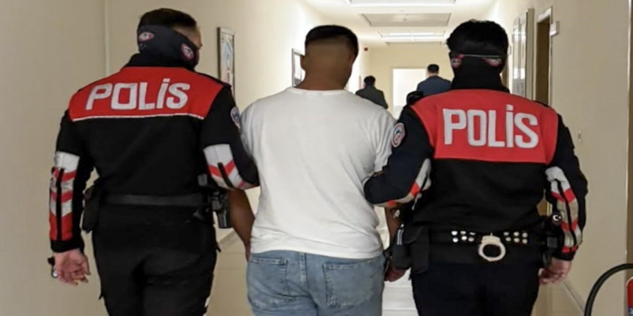 Manisa’da 152 yıl hapis cezasıyla aranan 17 yaşındaki şüpheli parkta yakalandı