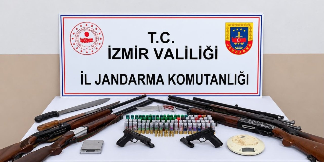 İzmir’de jandarmadan uyuşturucu ve silah operasyonu: 3 tutuklama