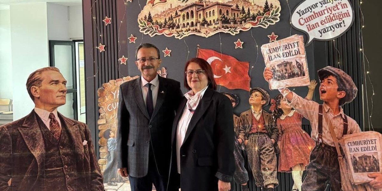 Cumhuriyetin 103. yılına özel hazırlanan hatıra köşesine yoğun ilgi