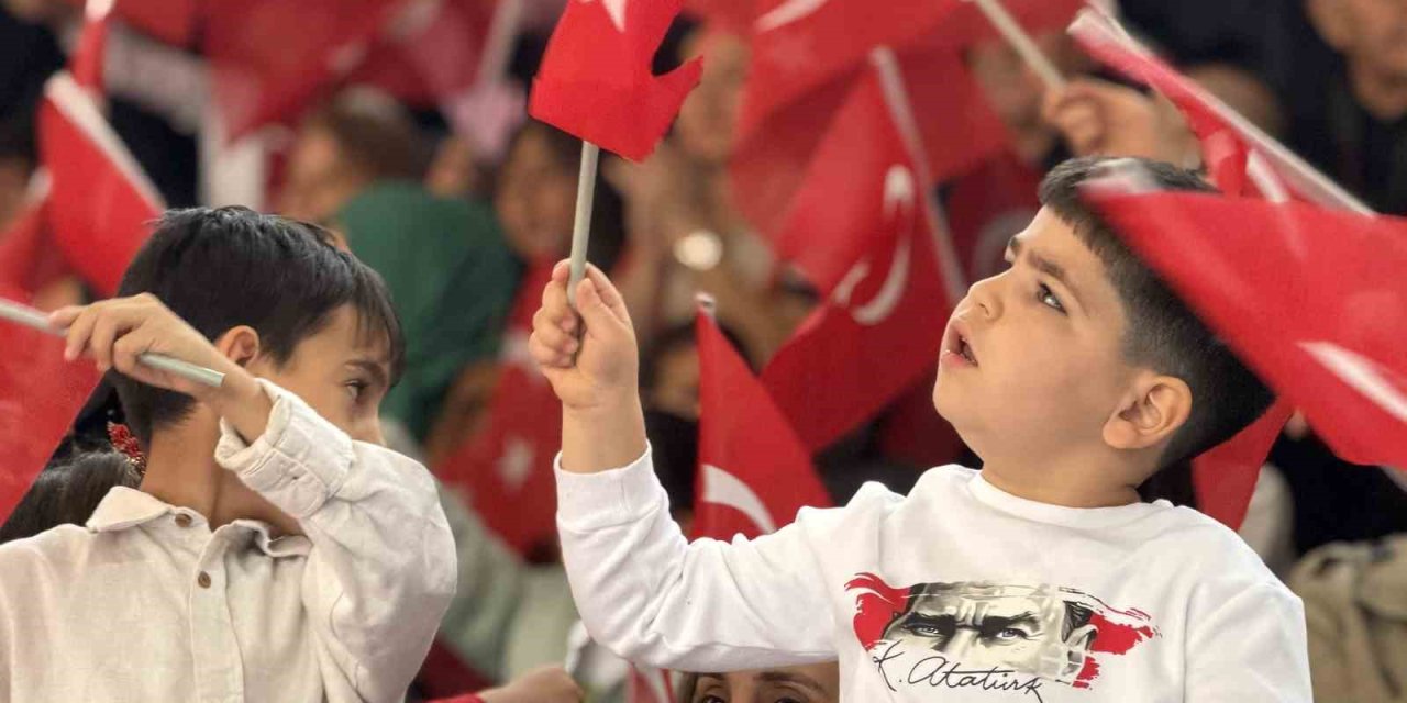 Simav’da Cumhuriyet’in 103’üncü yılı kutlandı