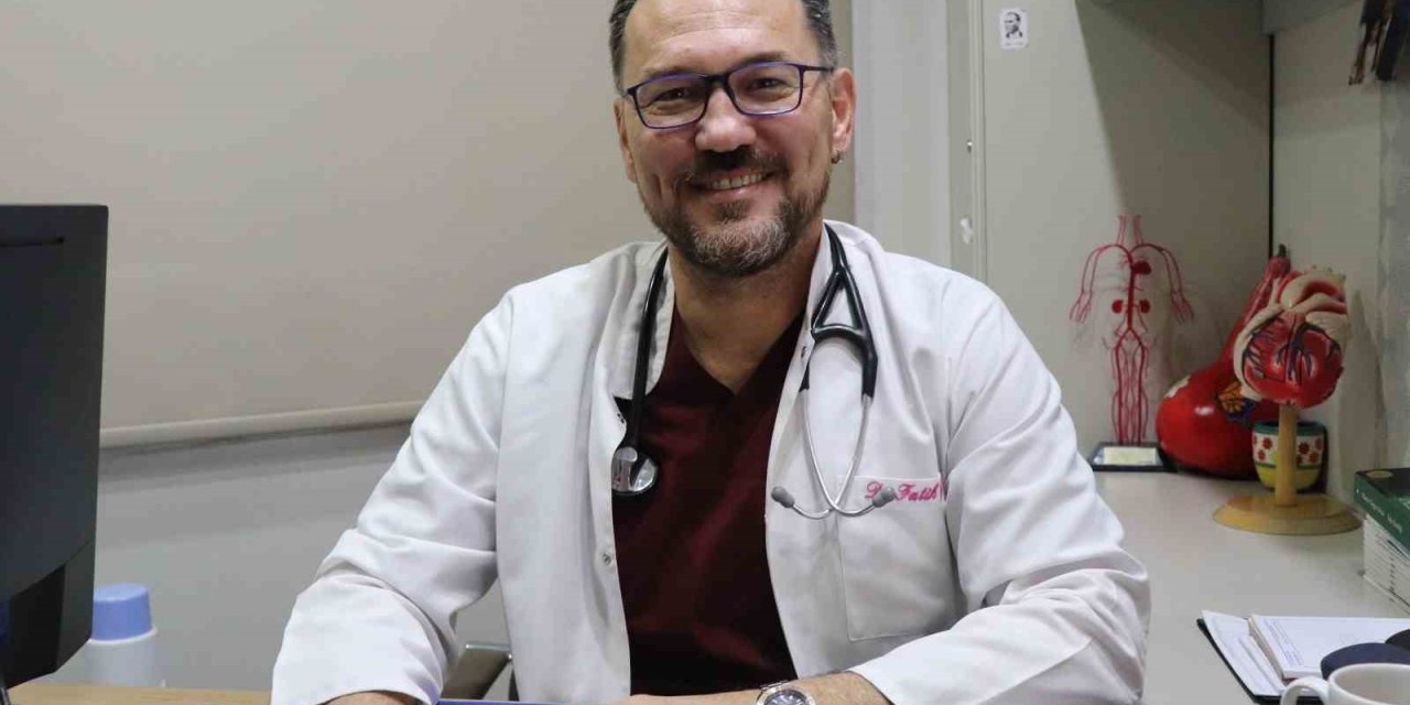 Açık kalp ameliyatı önerilen hasta kapalı işlemle yeni aort kapağına kavuştu