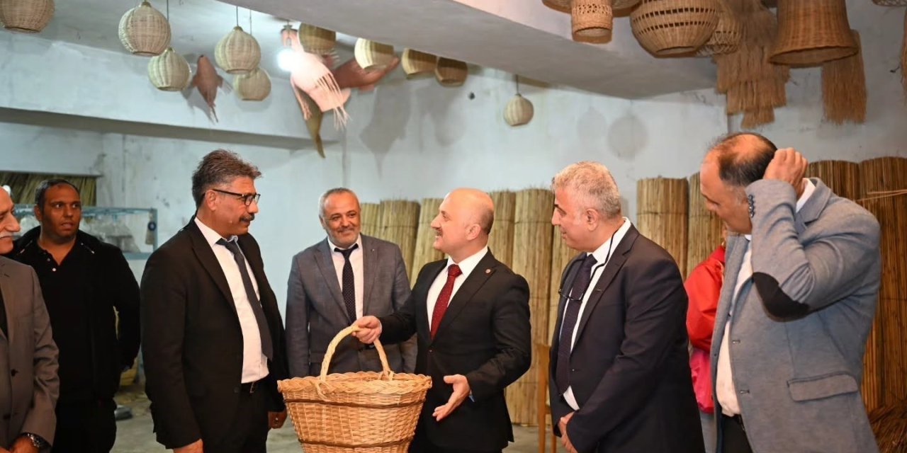 Vali Varol, Ilıcabaşı’nın el emeği geleneğini inceledi