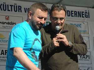 Mesut Yar Türkü Söyledi Karadenizliler Coştu