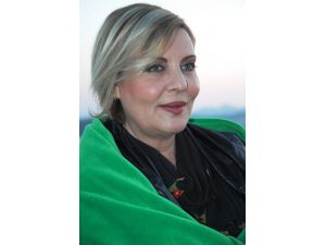 Müşrref Akay Bodrum’da Ev’lendi