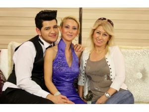 Cengiz Akbay Canlı Yayında Coşturdu