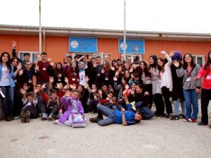 İhlas Koleji’ne Değerler Eğitimi Ödülü