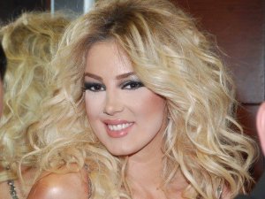 Petek Dinçöz Eski Eşine Açtığı Davayı Kaybetti