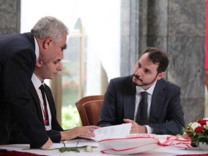Bakan Albayrak: "Doğalgaza İndirim Gelecek"