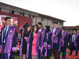 Geleceğin Öğretmenleri Ve Mühendisleri Mezun Oldu