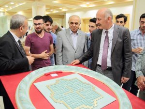 Üniversite Öğrencilerinin Çalışmaları Sergilendi