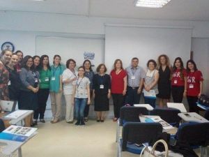 Yenidoğan Hemşireleri İzmir Üniversitesinde Eğitim Aldı