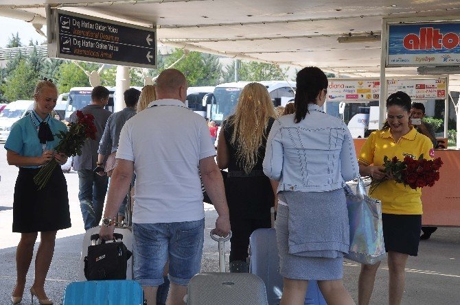 180 Slovak Acenteci Ve Gazeteci Kuşadası’nda
