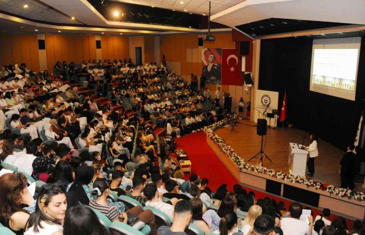 ADÜ’de ’12-18 Mayıs Hemşirelik Haftası’ etkinlikleri kutlandı