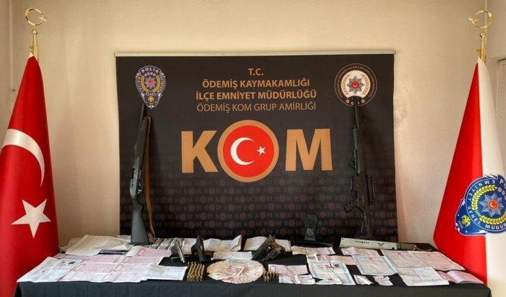 İzmir polisinden tefeci operasyonu