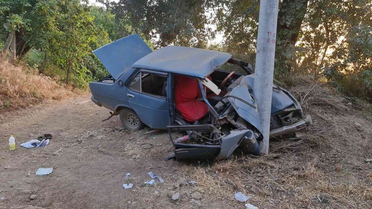 Aydın’da çaldıkları araçla İzmir’de kaza yapan 15 yaşındaki iki çocuk ağır yaralandı