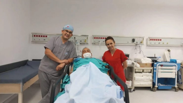 ADÜ öğretim üyeleri Aydın’da ilk kez uygulanan yöntemle hastayı sağlığına kavuşturdu