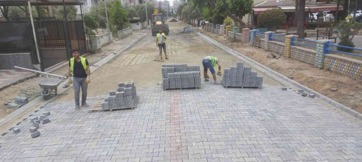 Aydın Büyükşehir Belediyesi, Fatih Mahallesi’nde yolları ve altyapıyı yeniliyor