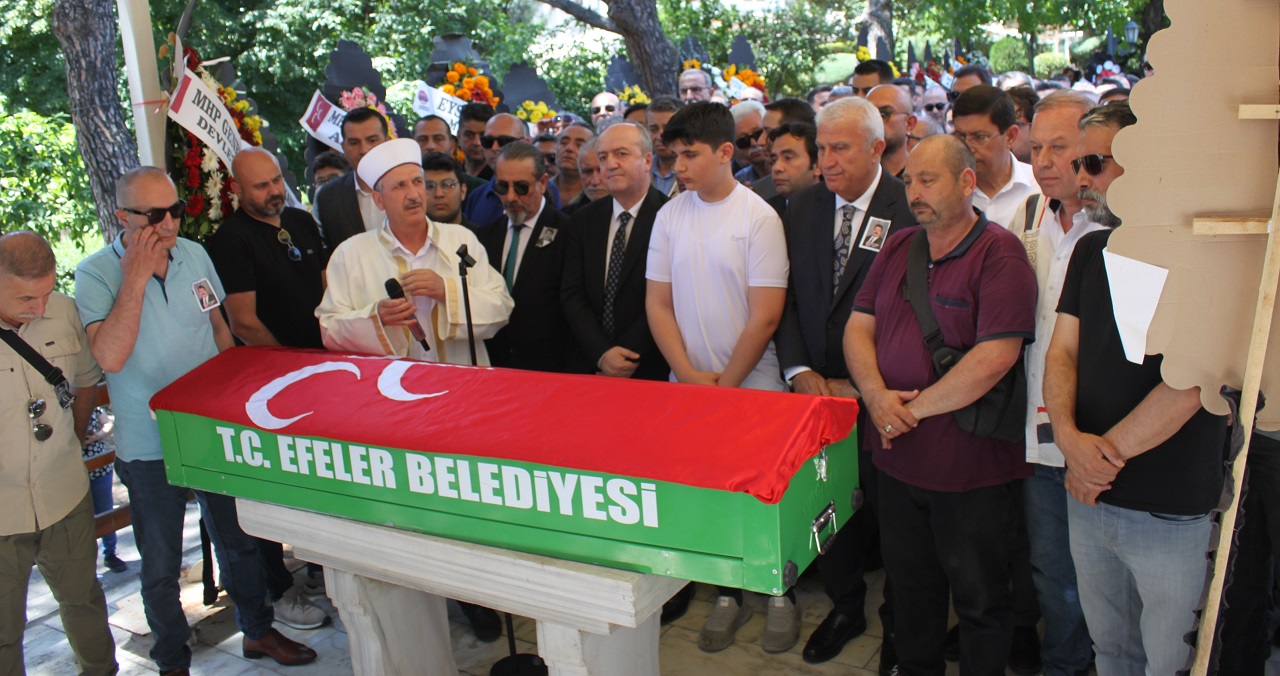 akcoltekin-1.jpg