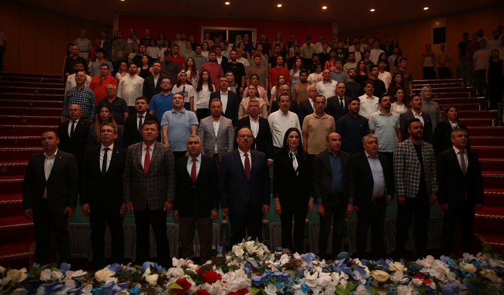 adu-1.jpg