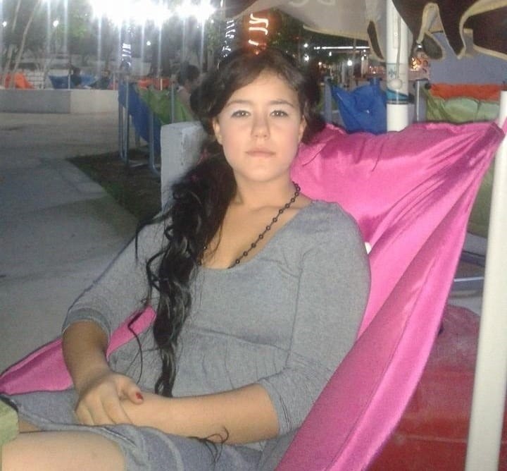 aw263327-04.jpg