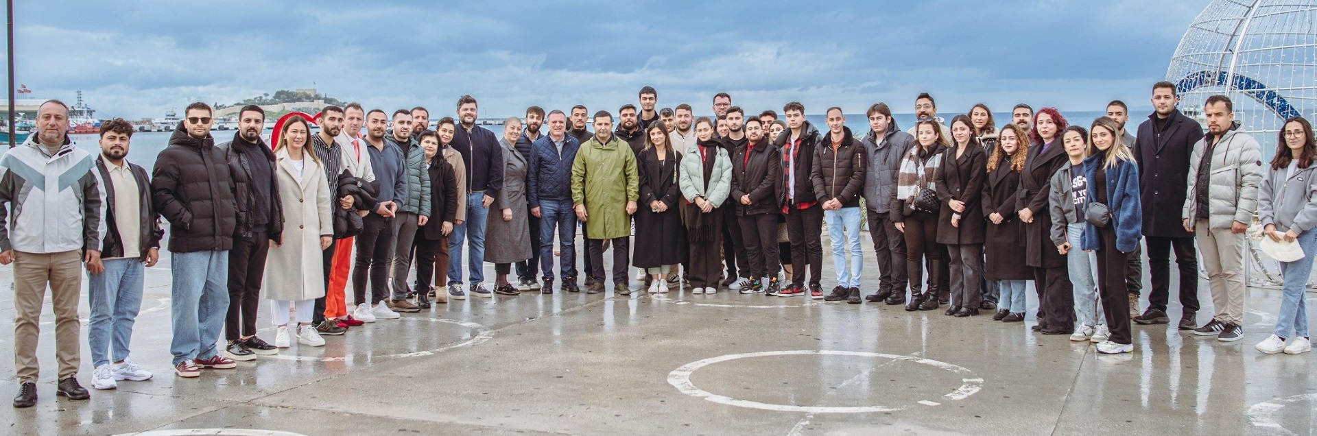 thumbnail-baskan-chp-genclik-kahvalti-1-001.jpg