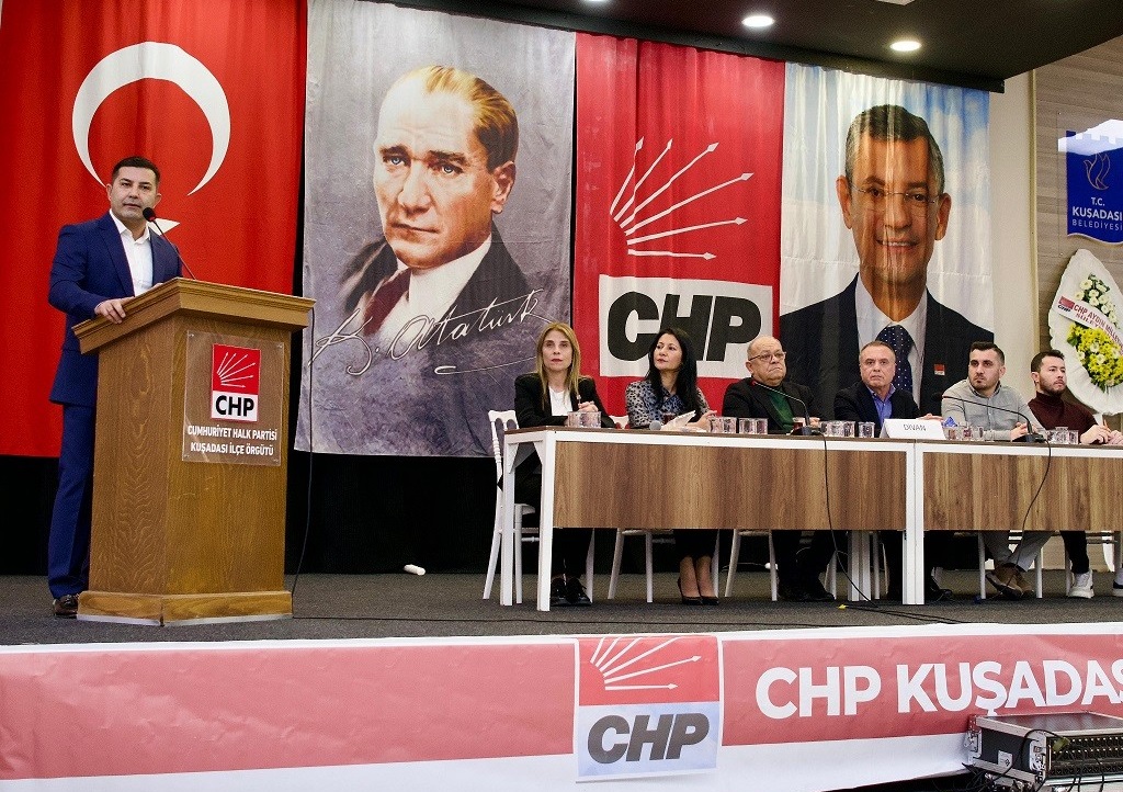 thumbnail-baskan-chp-genisletilmis-orgut-toplantisi-8.jpg