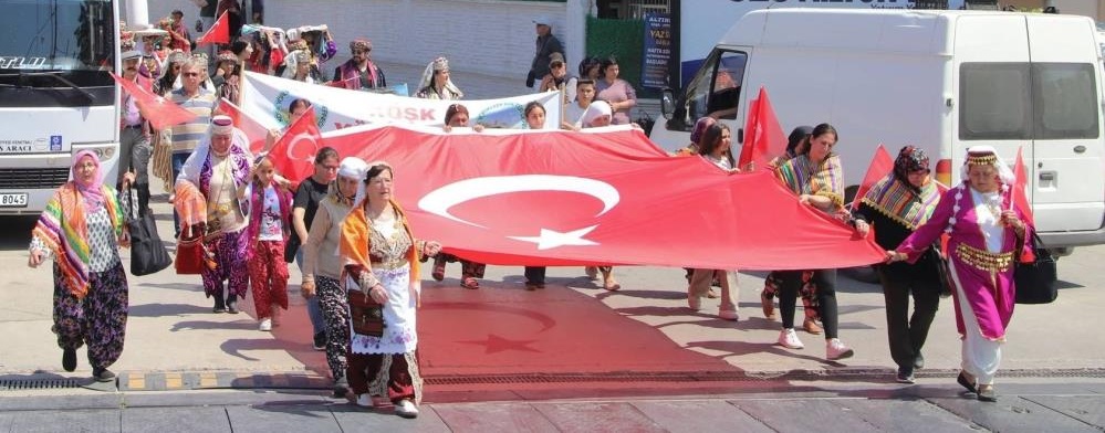 aw720214-02.jpg