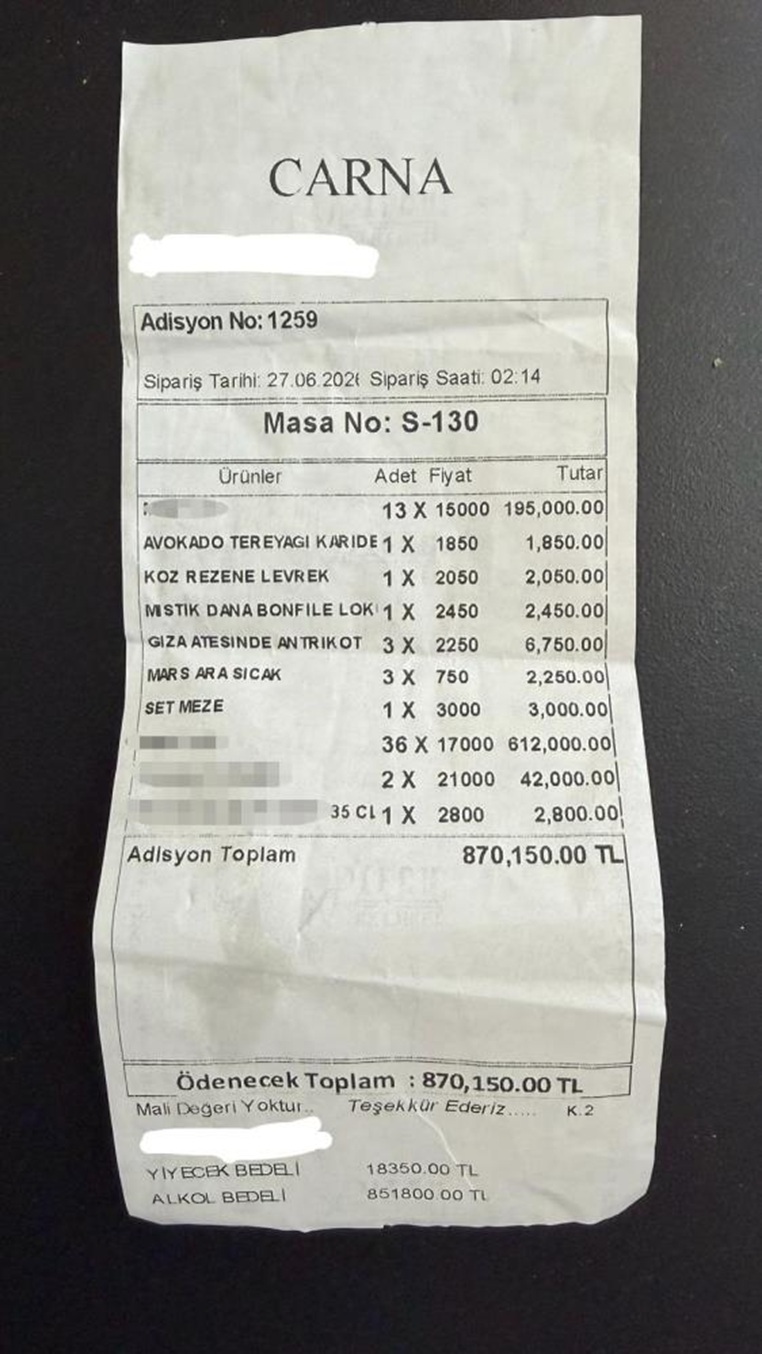 aw736712-01-001.jpg