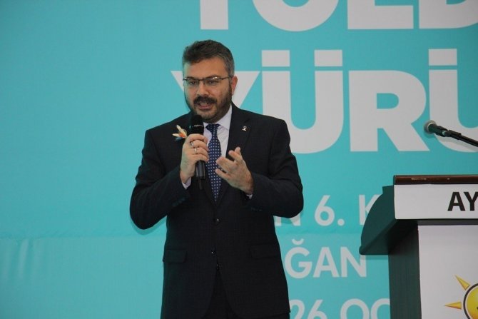 AK Parti Aydın İl Kadın Kolları Başkanı Göğde, güven tazeledi
