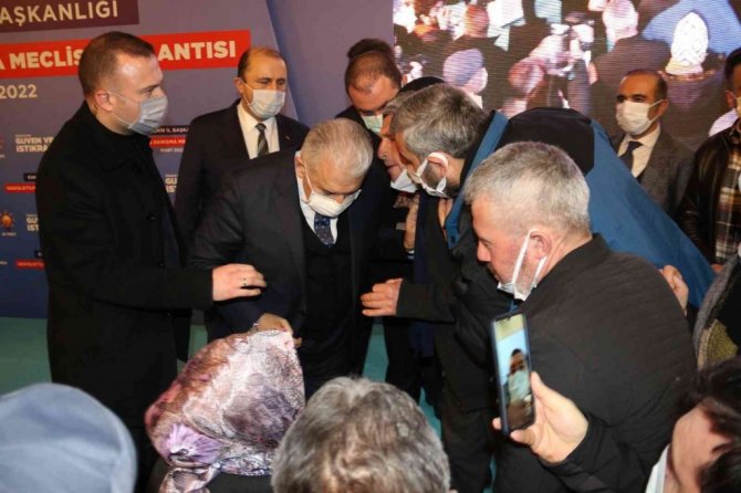 Ak Parti Genel Başkanvekili Yıldırım: “Vesayetler, muhtıralar, darbeler, zayıf hükümetler nedeniyle ülke zaman kaybetti”