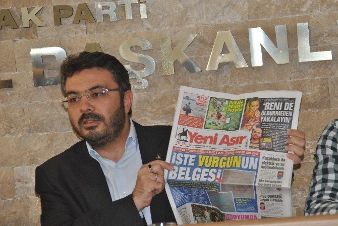 AK Parti İl Başkanı Özmen, Büyükşehir Belediyesinin 2 Yılını Değerledirdi