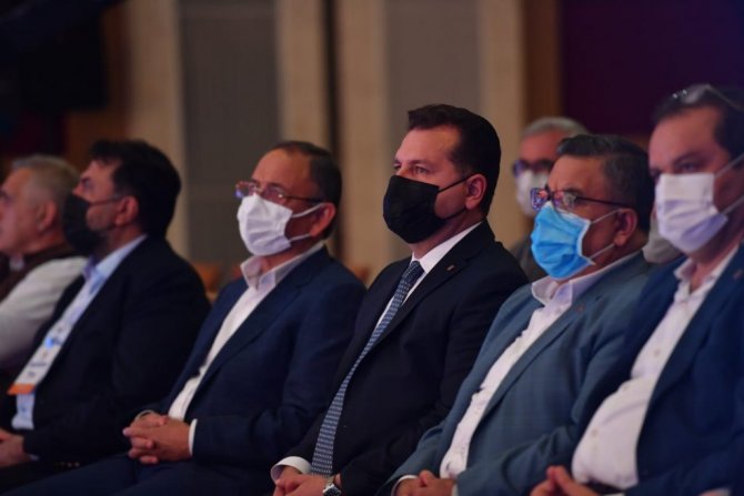 AK Parti’nin “Yerel Yönetimler Bölge Toplantısı” Balıkesir’de başladı