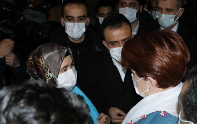 Akşener, Kahramanmaraş’ta esnafı ziyaret etti