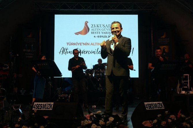 Altın Güvercin. Ferhat Göçer konseriyle start aldı