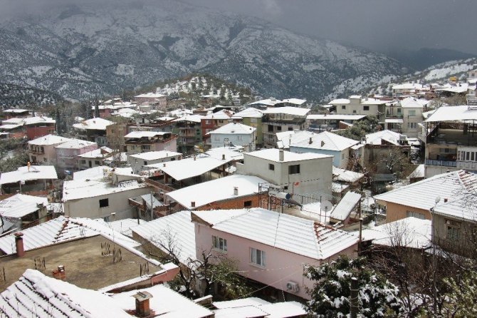 Aydın’da kar sevinci