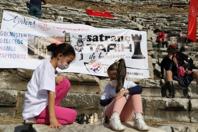 Aydın’da Satranç sporu tarihi ile buluştu