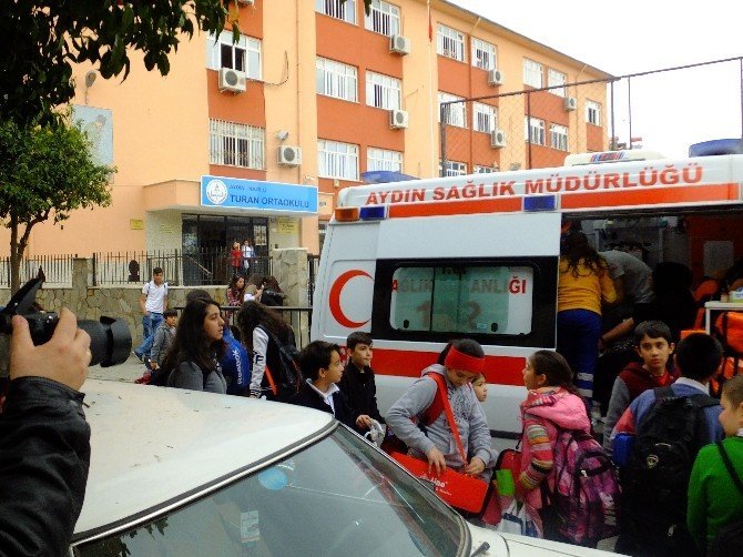 Aydın’da Tavuklu Pilav Yiyen 15 Öğrenci Zehirlendi