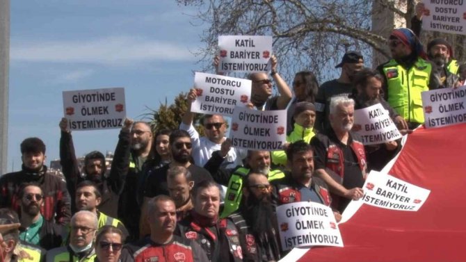 Bakan Karaismailoğlu: “14 bin metreye yakın motorcu dostu bariyer uyguladık”