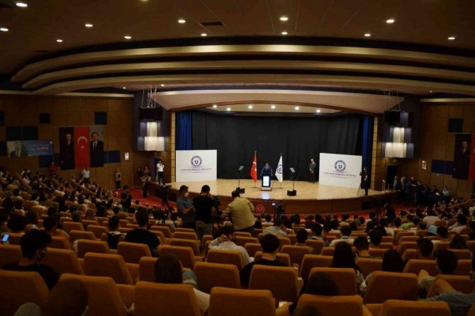 Bakan Koca: “Sağlık çalışanını yaralama, ağır suç sayılacak”