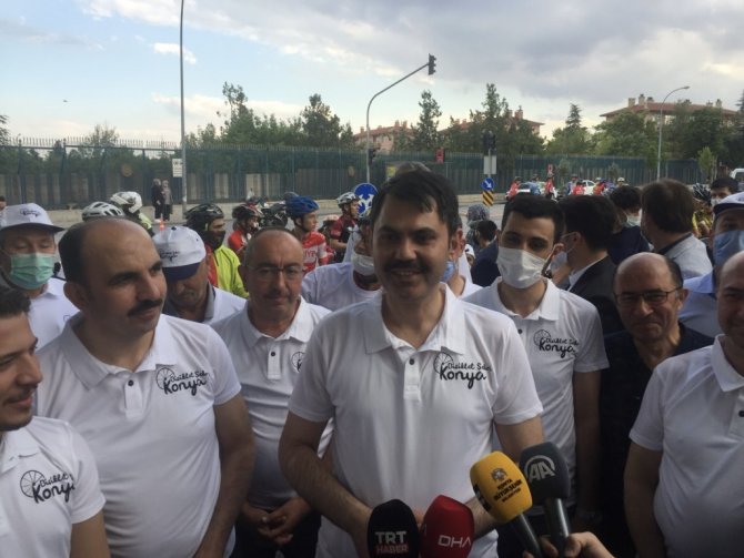 Bakan Kurum bisiklet etkinliğine katıldı