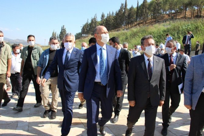 Bakan Soylu, Adnan Menderes Müzesi’nde incelemelerde bulundu