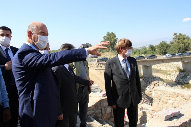 Bakan Soylu, Adnan Menderes Müzesi’nde incelemelerde bulundu