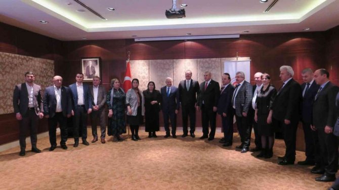 Binali Yıldırım: “Kırgızistan’daki Ahıska Türklerinin politikada yer almaları önem arz ediyor”