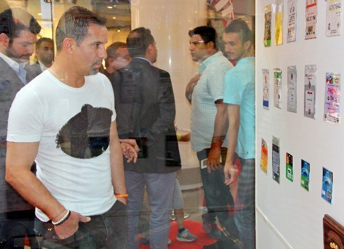 ’Bir Spor Spikerinin Biriktirdikleri’ Sergisi Açıldı