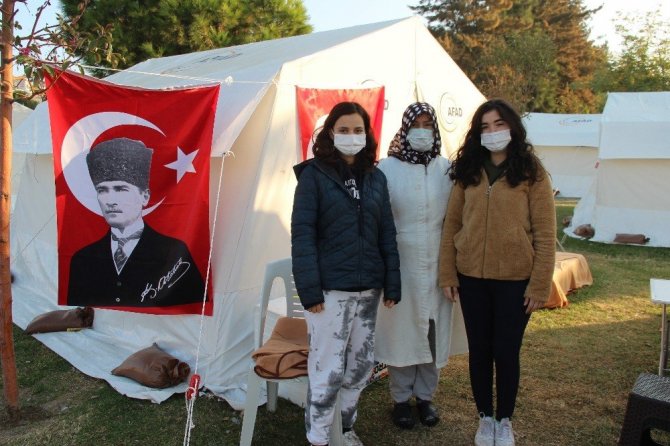 Çadırkentte 10 Kasım