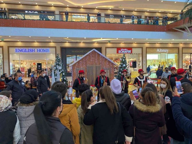 Ceylan Karavil’de yeni yıl coşkusu