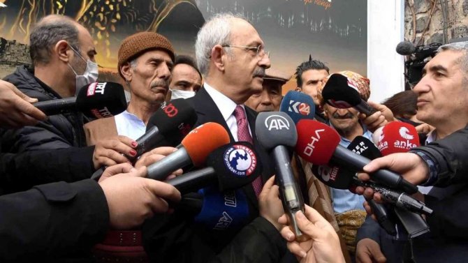 CHP Genel Başkanı Kılıçdaroğlu, Sur esnafını ziyaret etti