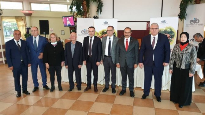 Çileğin geleceği Aydın’da masaya yatırıldı